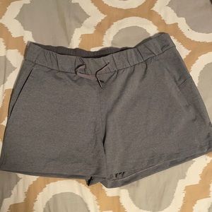 NWOT grey lululemon shorts size 10